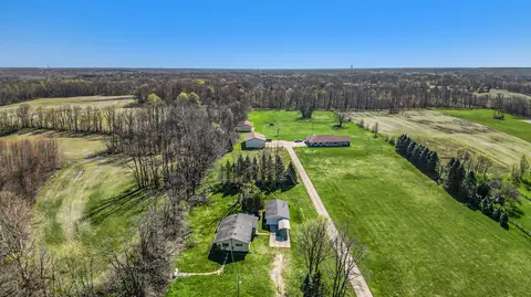 4972 Nixon Rd, Dimondale, MI 48821 photo 3