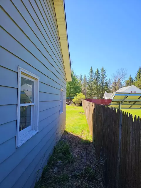 545 Sixth St, Baldwin, MI 49304 photo 5