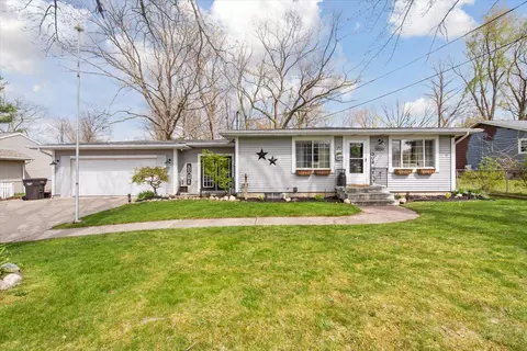 5050 Burlingame Ave SW, Wyoming, MI 49509