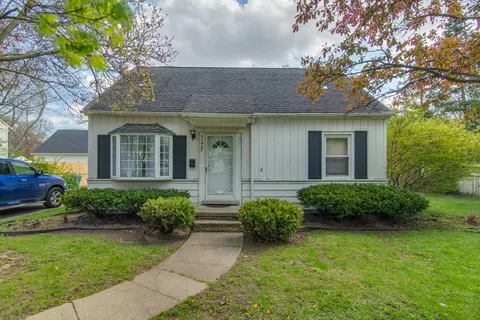 31467 Alvin St, Garden City, MI 48135