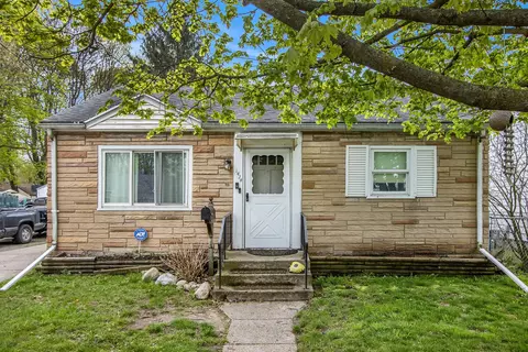 1424 Palmer Ave, Kalamazoo, MI 49001
