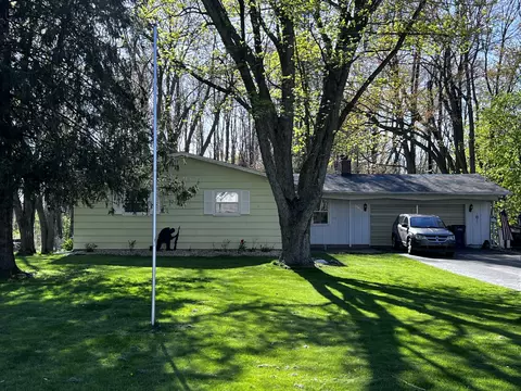 13073 Sonoma Rd, Battle Creek, MI 49015