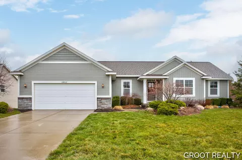6462 Bradenwood Dr, Hudsonville, MI 49426