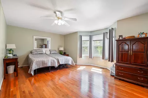 Bedroom - 3268 Birch Ct, Adrian, MI 49221 photo 3 of 7