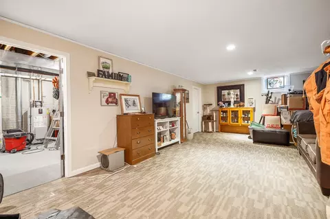 Living - 3268 Birch Ct, Adrian, MI 49221 photo 5 of 5
