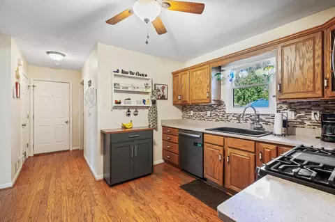 Kitchen - 3268 Birch Ct, Adrian, MI 49221 photo 3 of 5