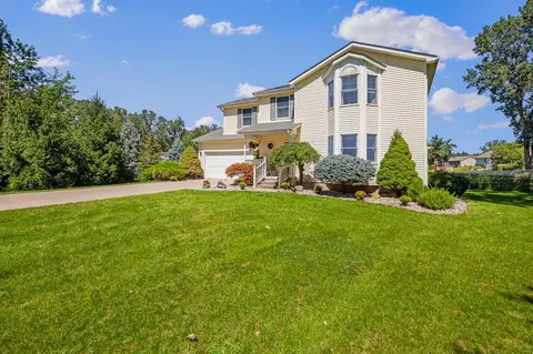 Exterior - 3268 Birch Ct, Adrian, MI 49221 photo 4 of 7
