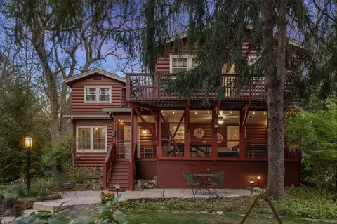 50 Pokagon Trl, New Buffalo, MI 49117