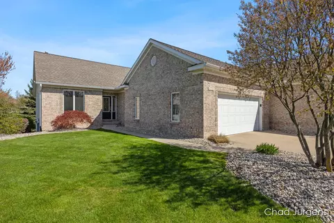 4224 Del Mar Village Dr SW, Grandville, MI 49418