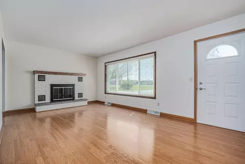 Living - 16747 E Augusta Dr, Augusta, MI 49012 photo 1 of 2