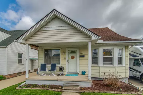 13176 Jobin St, Southgate, MI 48195