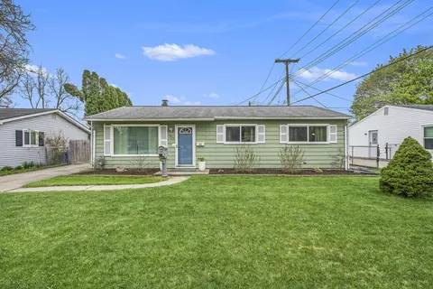 2323 Faye Dr, Ann Arbor, MI 48103