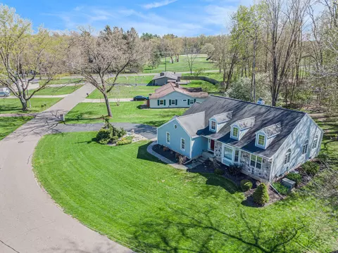 View/Area - 2715 Forest Lake Dr, Jackson, MI 49203 photo 3 of 3
