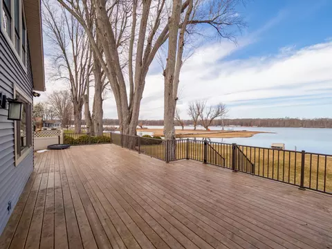 Exterior - 10250 Tomkinson Dr, Scotts, MI 49088 photo 8 of 14