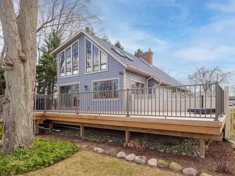 10250 Tomkinson Dr, Scotts, MI 49088