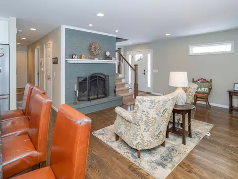 Living - 10250 Tomkinson Dr, Scotts, MI 49088 photo 1 of 8
