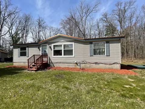 12369 N Woodbridge Ave, Bitely, MI 49309