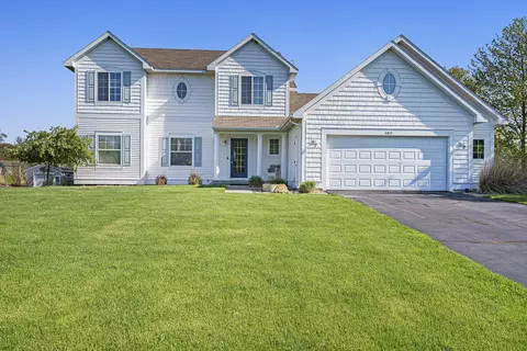 5947 Preservation Dr, Hamilton, MI 49419