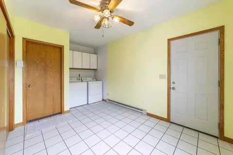 Kitchen - 18783 Donner Rd, Three Oaks, MI 49128 photo 2 of 5