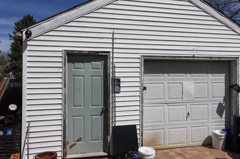 726 Andrew Ave, Jackson, MI 49202 photo 6