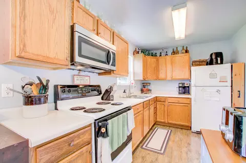 11583 Hillary Dr, Jerome, MI 49249 photo 5