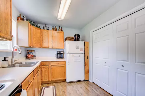 11583 Hillary Dr, Jerome, MI 49249 photo 6