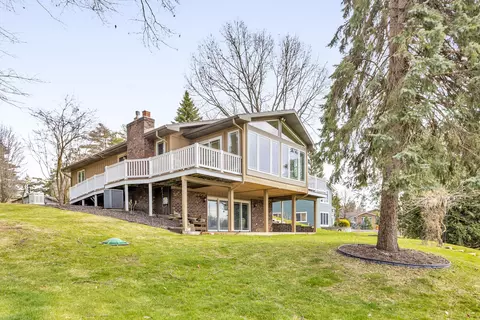 177 Pine Hill Lake Dr, Horton, MI 49246
