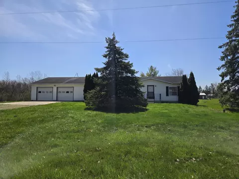 9645 Britton Hwy, Tecumseh, MI 49286