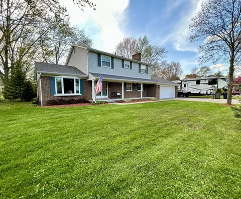 36111 Farmbrook Dr, Clinton Twp, MI 48035 photo 4