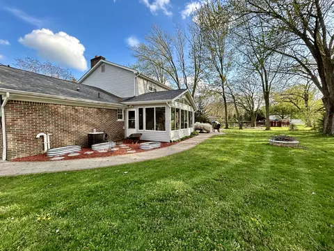 36111 Farmbrook Dr, Clinton Twp, MI 48035 photo 5