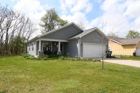 Exterior - 209 Corwin Meadow Dr, Lawrence, MI 49064 photo 3 of 15