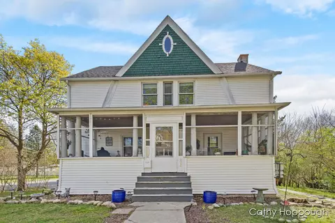602 S Clay St, Greenville, MI 48838