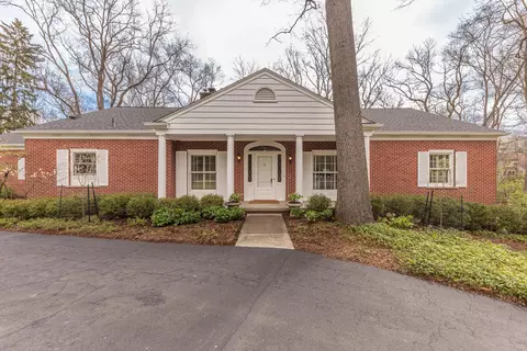 2654 Englave Dr, Ann Arbor, MI 48103