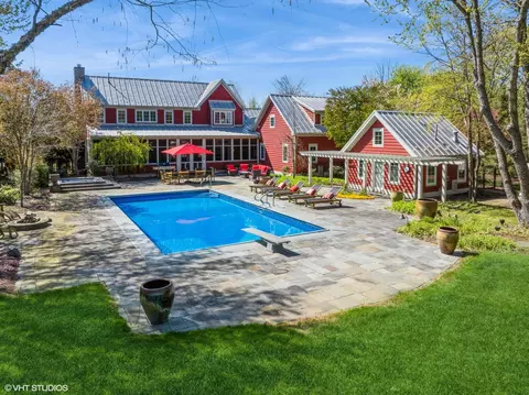 13201 Flynn Rd, Sawyer, MI 49125