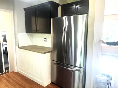 Kitchen - 5717 Bennett Rd, Jackson, MI 49201 photo 2 of 4