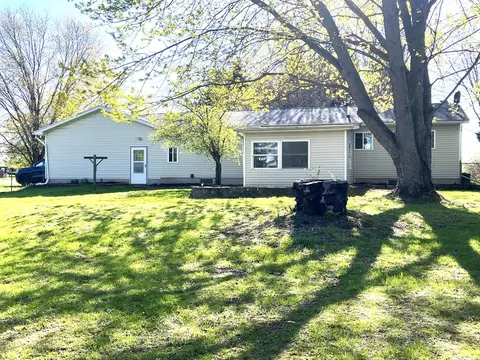 Exterior - 5717 Bennett Rd, Jackson, MI 49201 photo 2 of 8