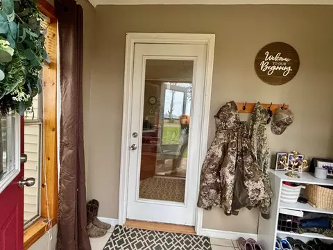 28470 Pleasant Rd, Mendon, MI 49072 photo 9