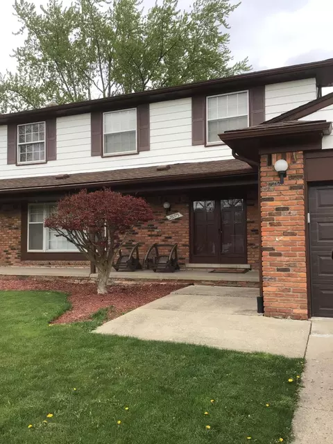 28775 Tavistock Trl, Southfield, MI 48034