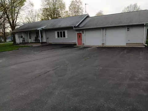 185 Church Ave, Hesperia, MI 49421