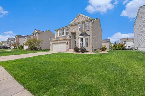 475 Chantilly Ln #63, Chelsea, MI 48118
