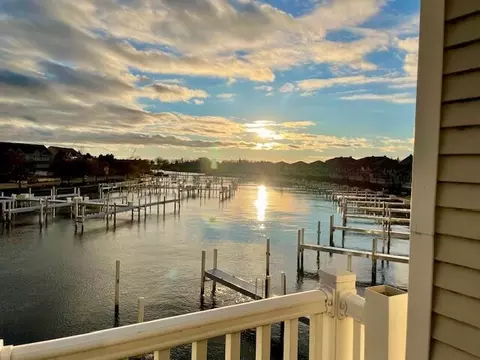 6 Brookharbor N, Manistee, MI 49660