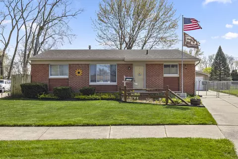 33473 Farmington Ct, Westland, MI 48185