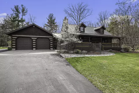 6060 Division St, Newaygo, MI 49337