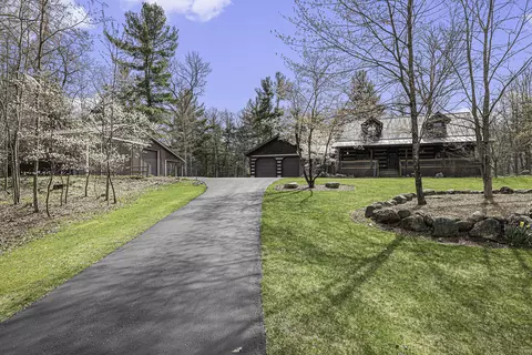 6060 Division St, Newaygo, MI 49337 photo 3