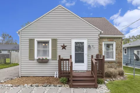 21 Pioneer St, Battle Creek, MI 49015