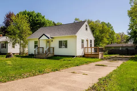 1439 Agard Ave, Benton Harbor, MI 49022