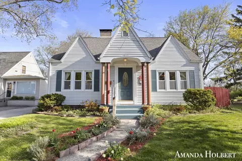 1013 E High St, Mount Pleasant, MI 48858