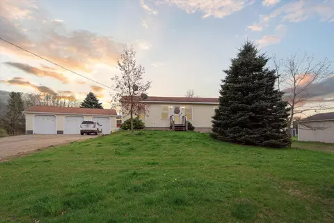 1531 W Hansen Rd, Sidney, MI 48885