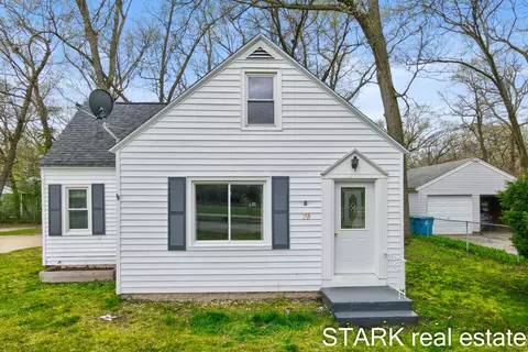 79 S Wolf Lake Rd, Muskegon, MI 49442