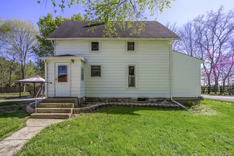 25949 29th St, Gobles, MI 49055